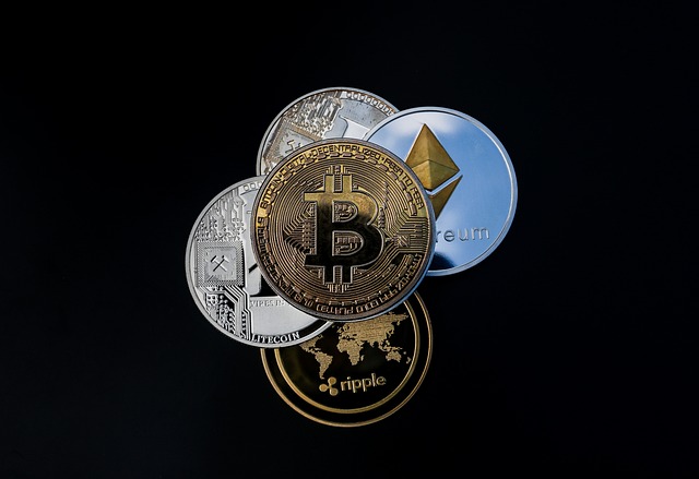 bitcoin, blockchain, cryptocurrency